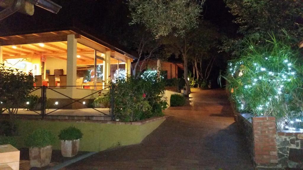 Cala Blanca Villaggio Alberghiero Marina di Camerota Bagian luar foto