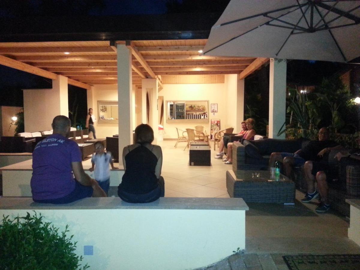 Cala Blanca Villaggio Alberghiero Marina di Camerota Bagian luar foto